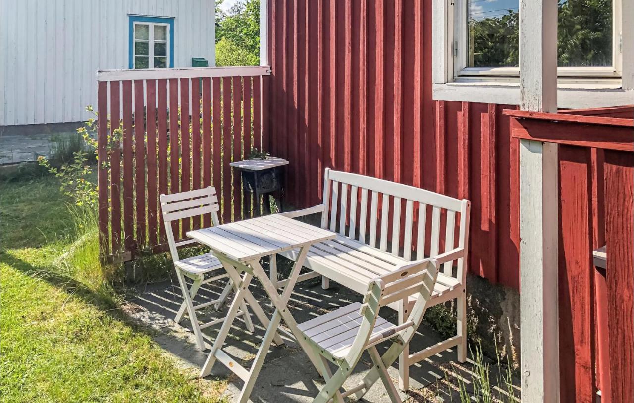 Beautiful Home In Fjllbacka With 2 Bedrooms And Wifi Ф'єлльбака Екстер'єр фото